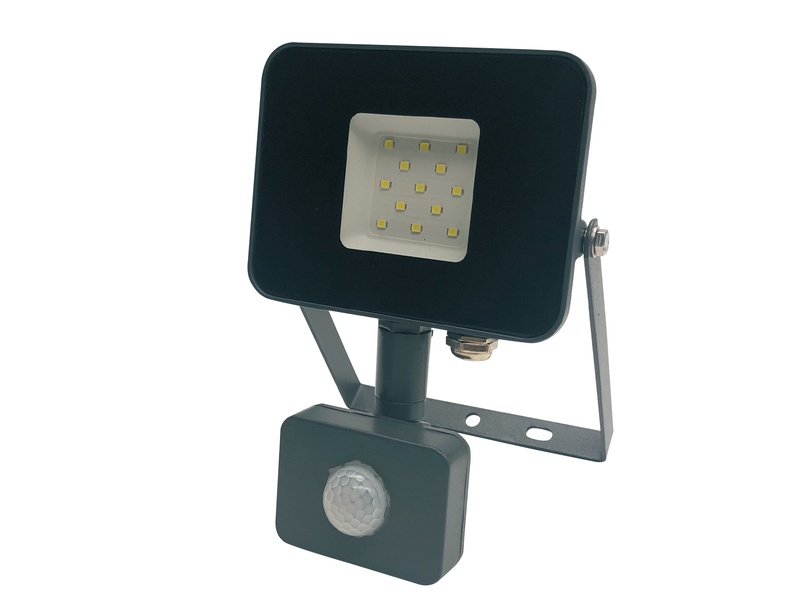 Prožektorius su judesio davikliu, tvirtinamas prie sienos Standart E024EI E024EIS, 10 W, 800 lm, 4000 °K, IP65, pilka sp.