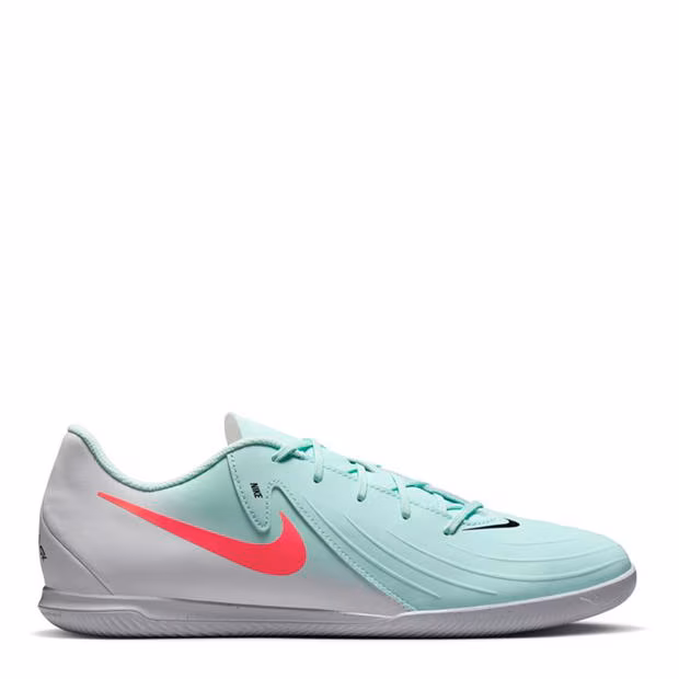 Nike Phantom GX 2 Club Indoor Court Football Boots