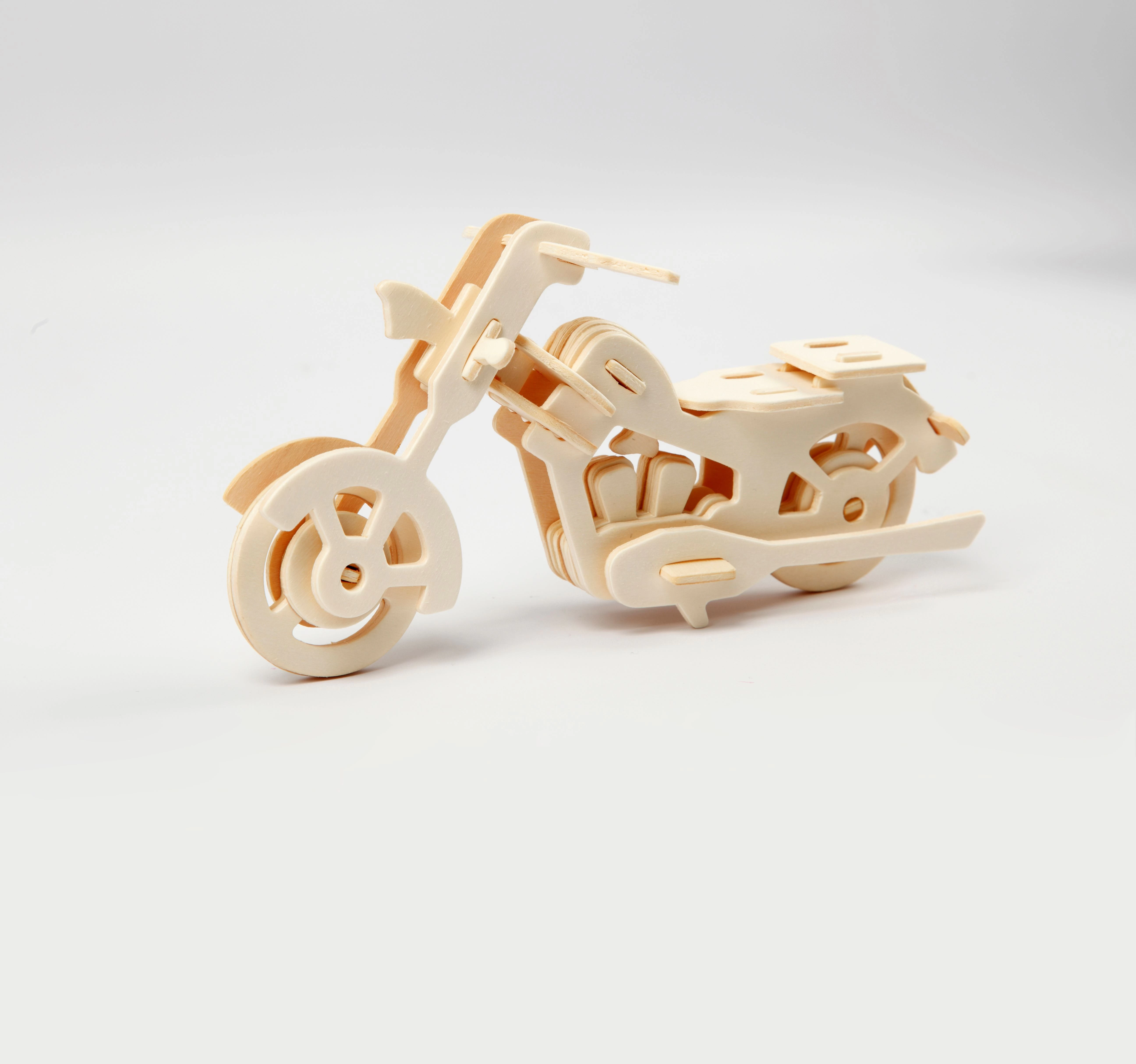 3 D medinis konstruktorius, MOTOCIKLAS