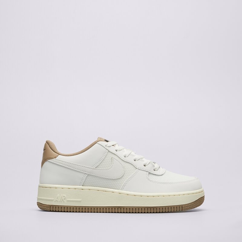 NIKE AIR FORCE 1 LV8