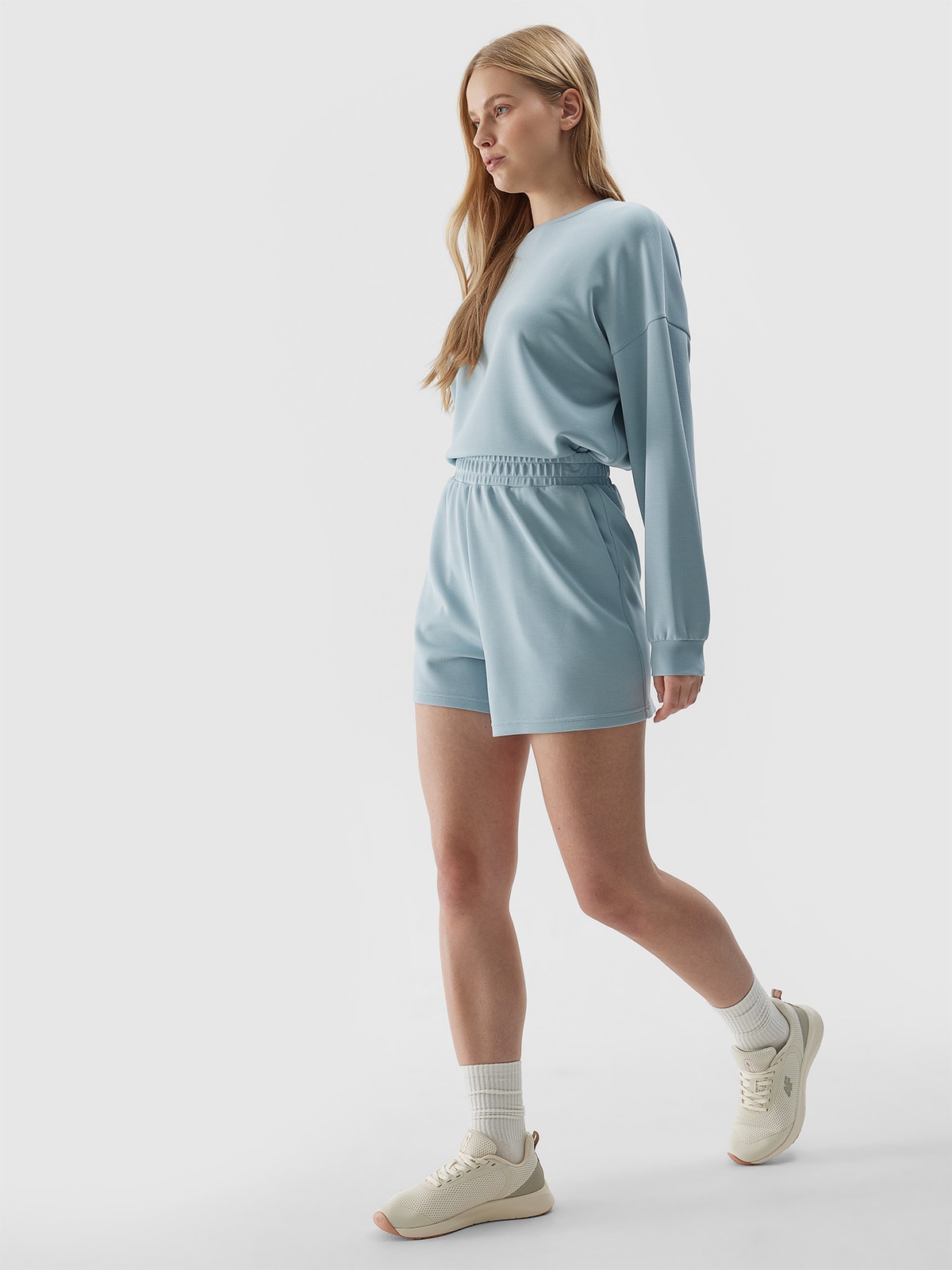 Moteriški sportiniai šortai su modalio priemaiša - mėlyni