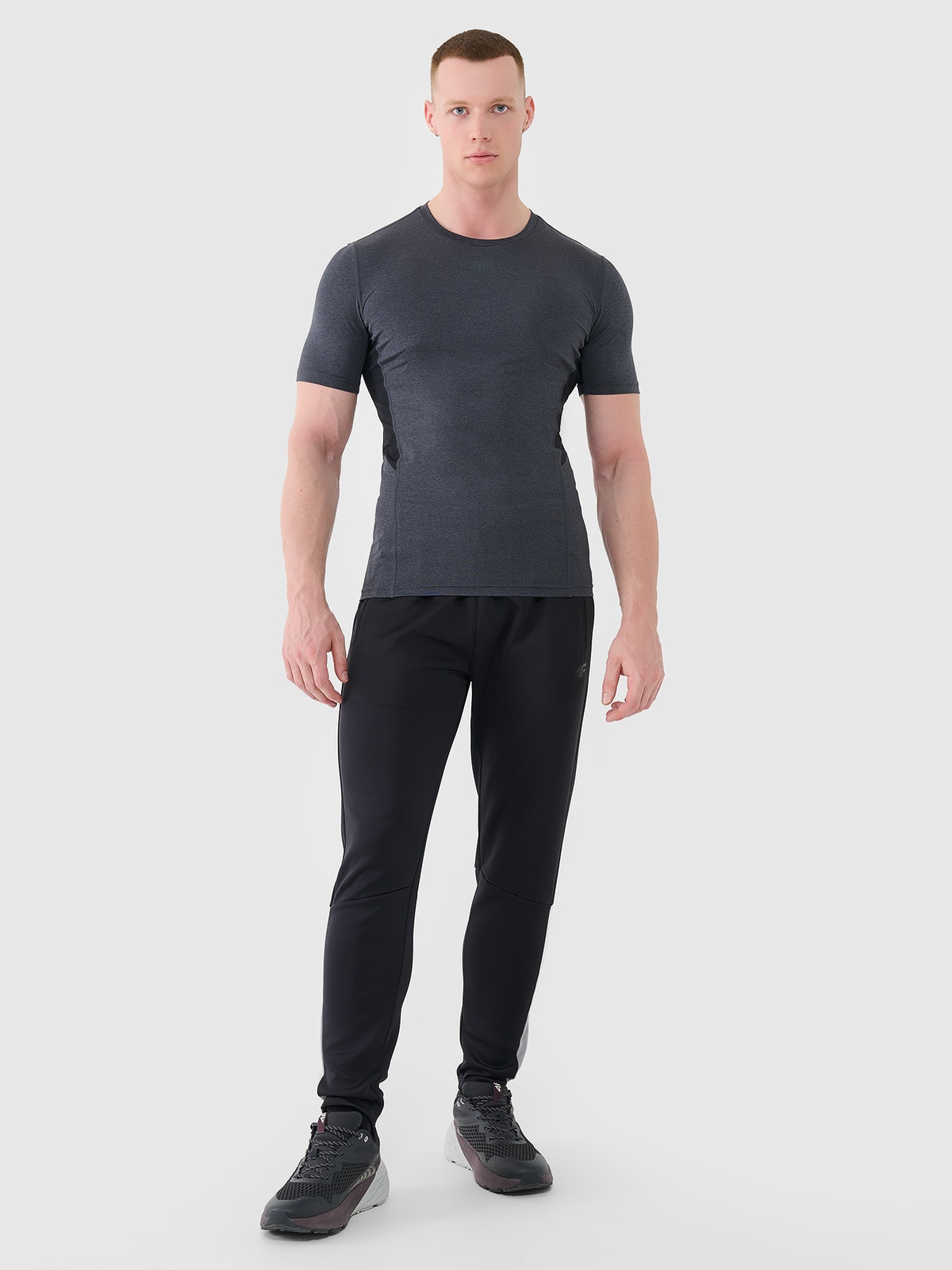 Vyriškos greitai džiūstančios treniruočių kelnės - juodos