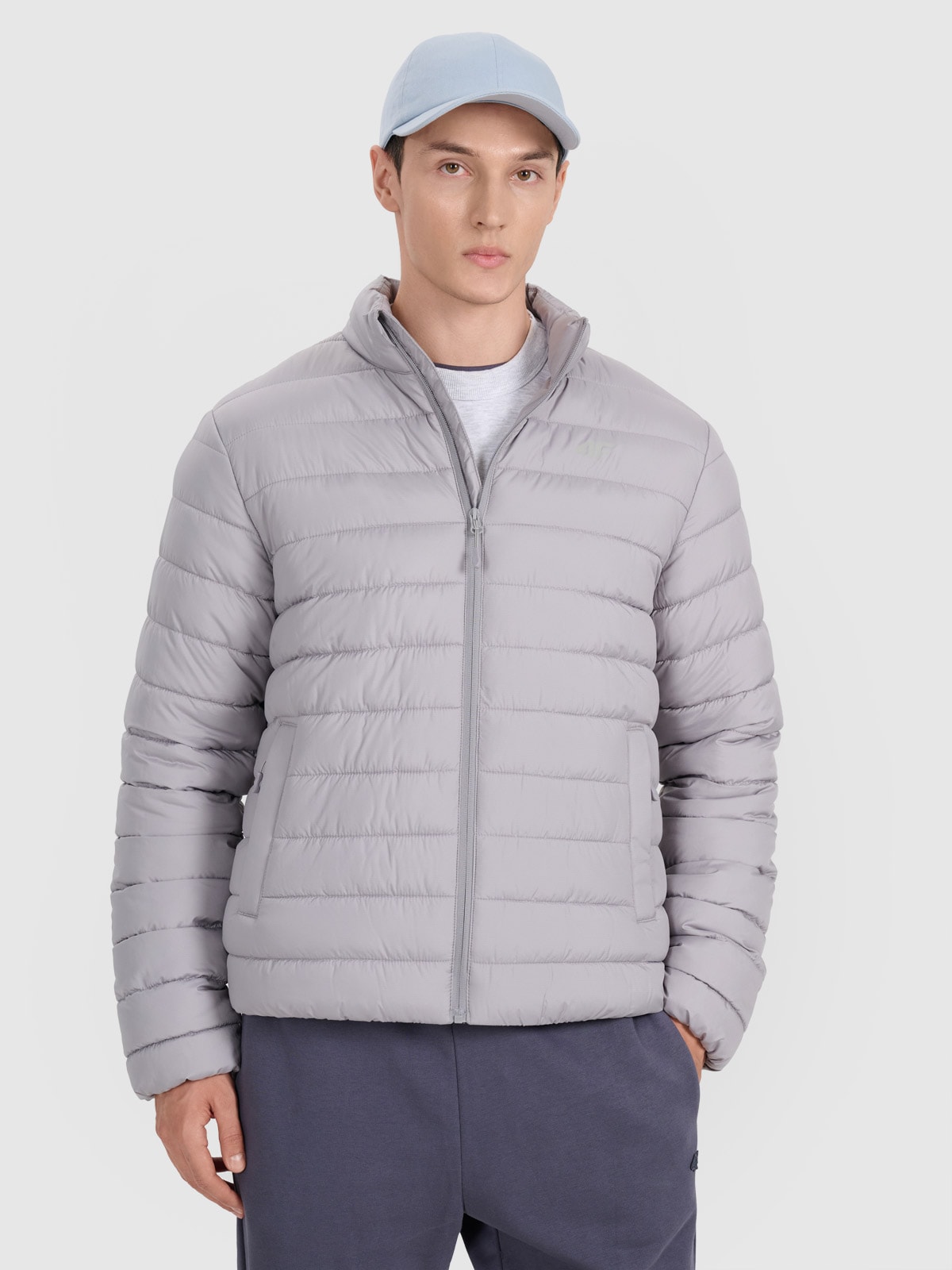 Vyriška striukė su sintetiniu kamšalu - pilka