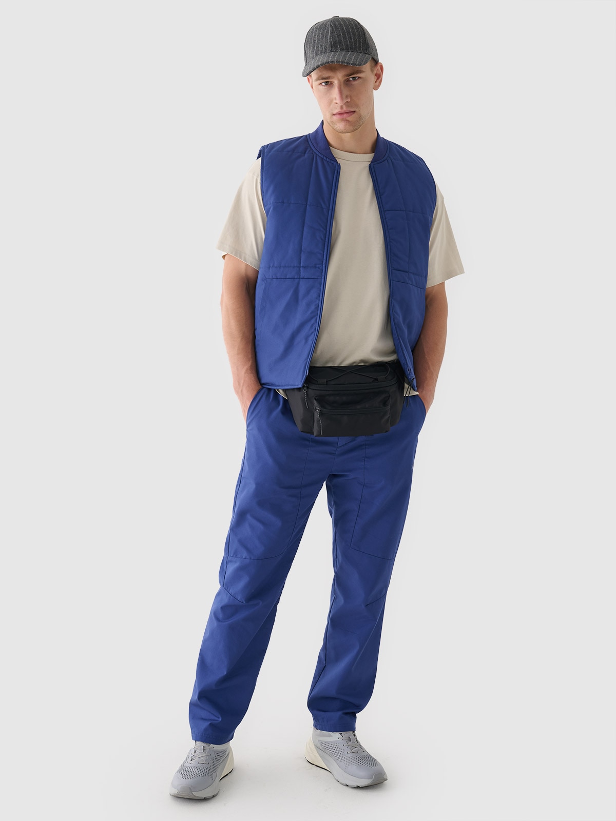 Vyriškos casual kelnės - tamsiai mėlynos