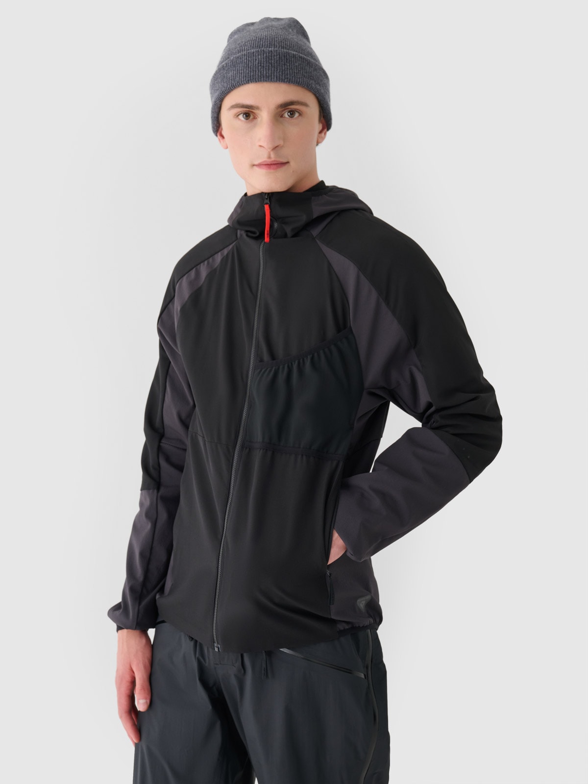 Vyriška PrimaLoft Active žygio striukė - juoda