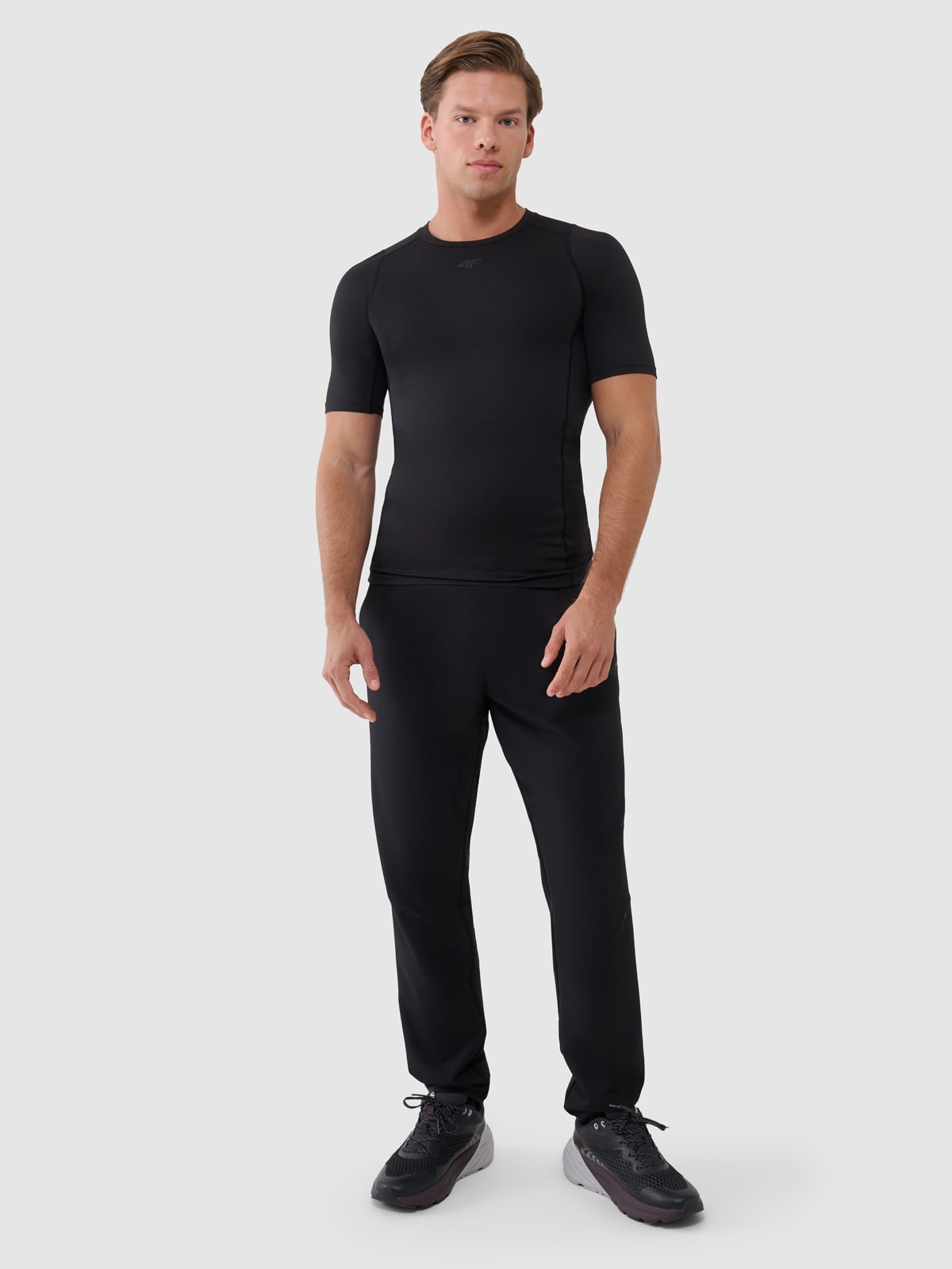 Vyriškos greitai džiūstančios treniruočių kelnės - juodos