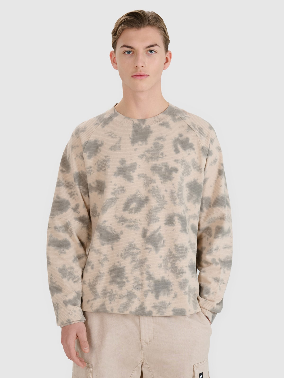 Vyriškas sportinis neatsegamas džemperis be gobtuvo - smėlio spalvos