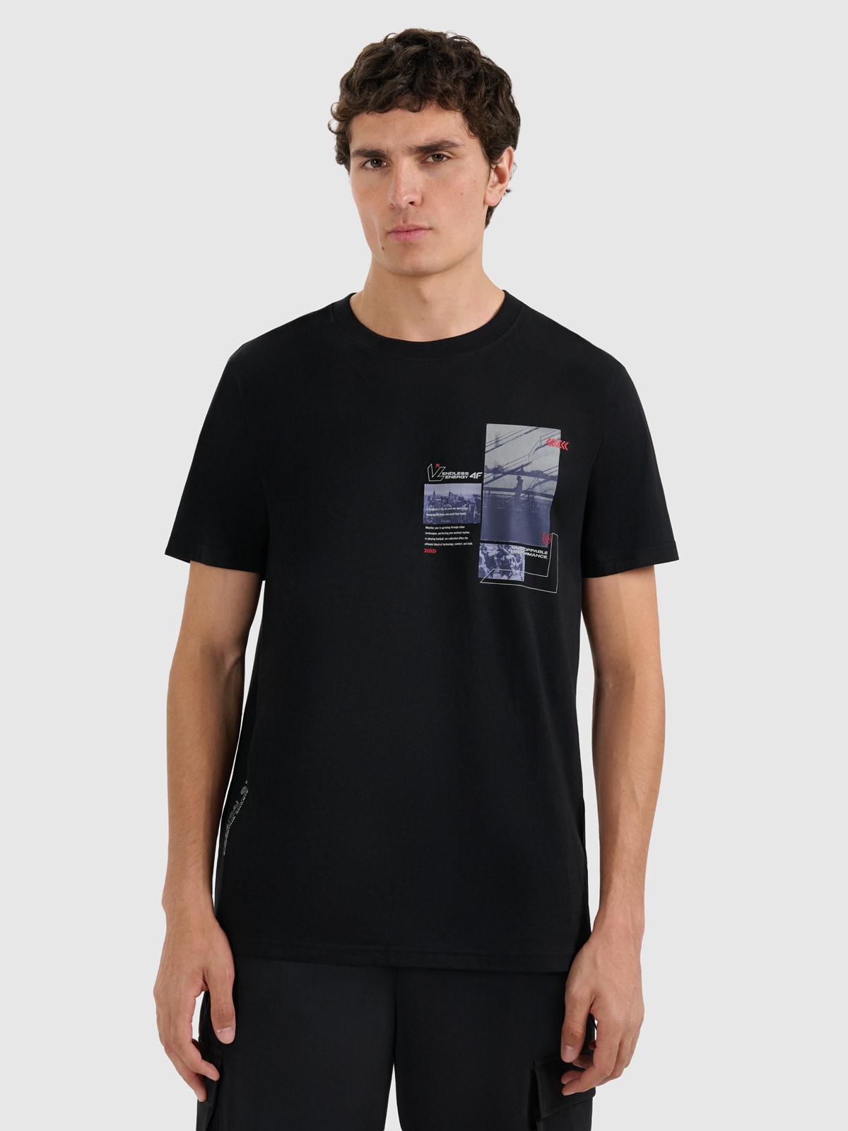 Vyriški T-shirt regular marškinėliai su spauda - juodi