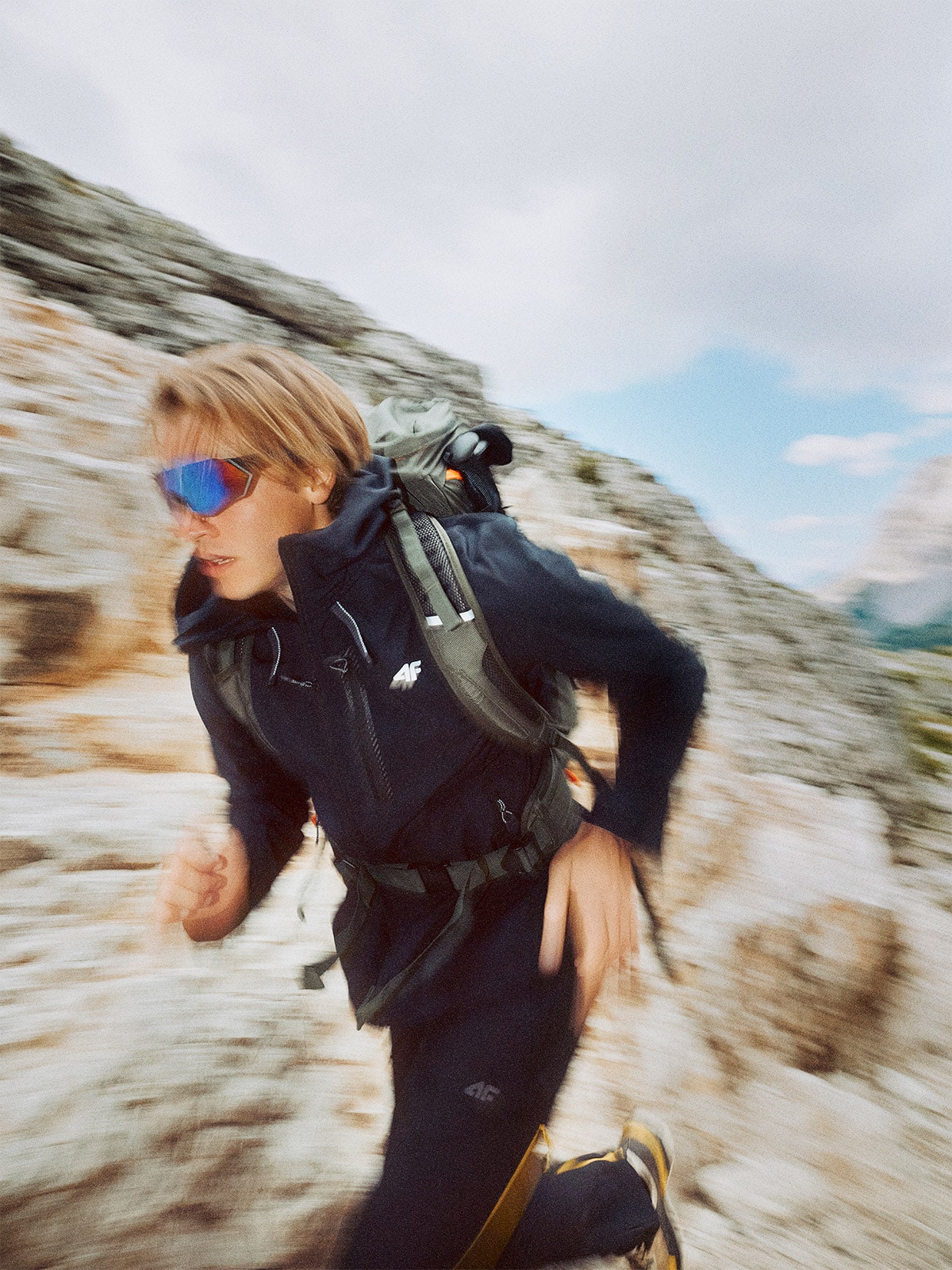 Vyriška žygio striukė 10000 membrana - juoda