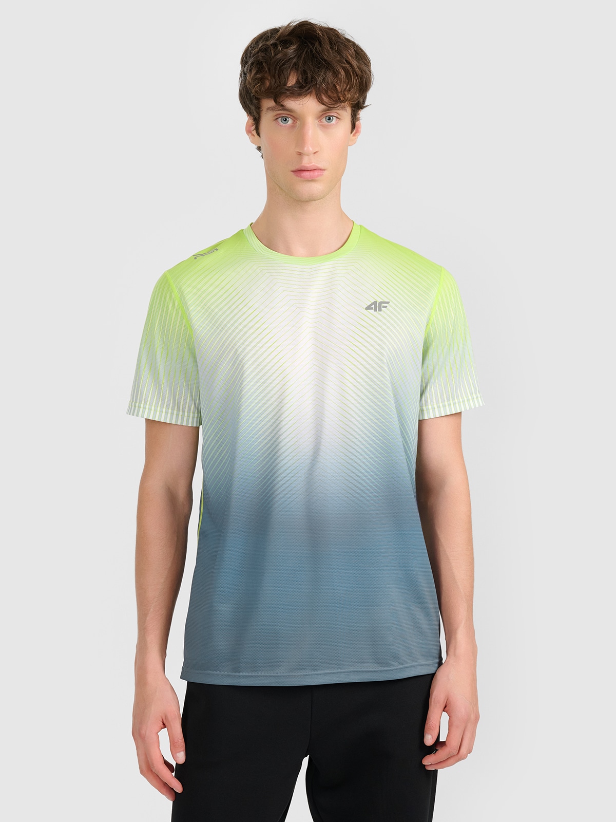 Vyriški greitai džiūstantys marškinėliai su spauda 4F x Robert Lewandowski - pilki