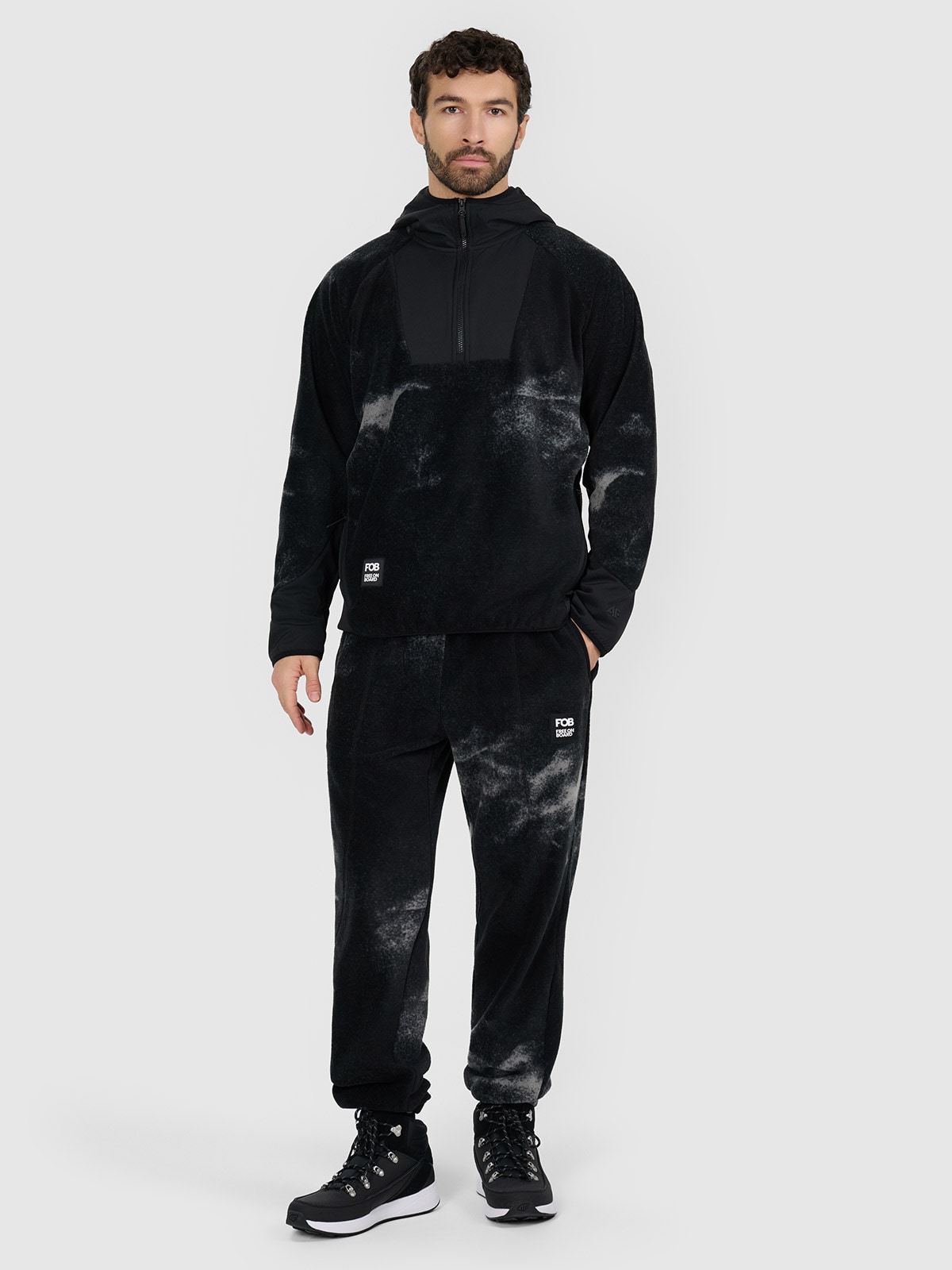 Vyriškos fliso kelnės - juodos 