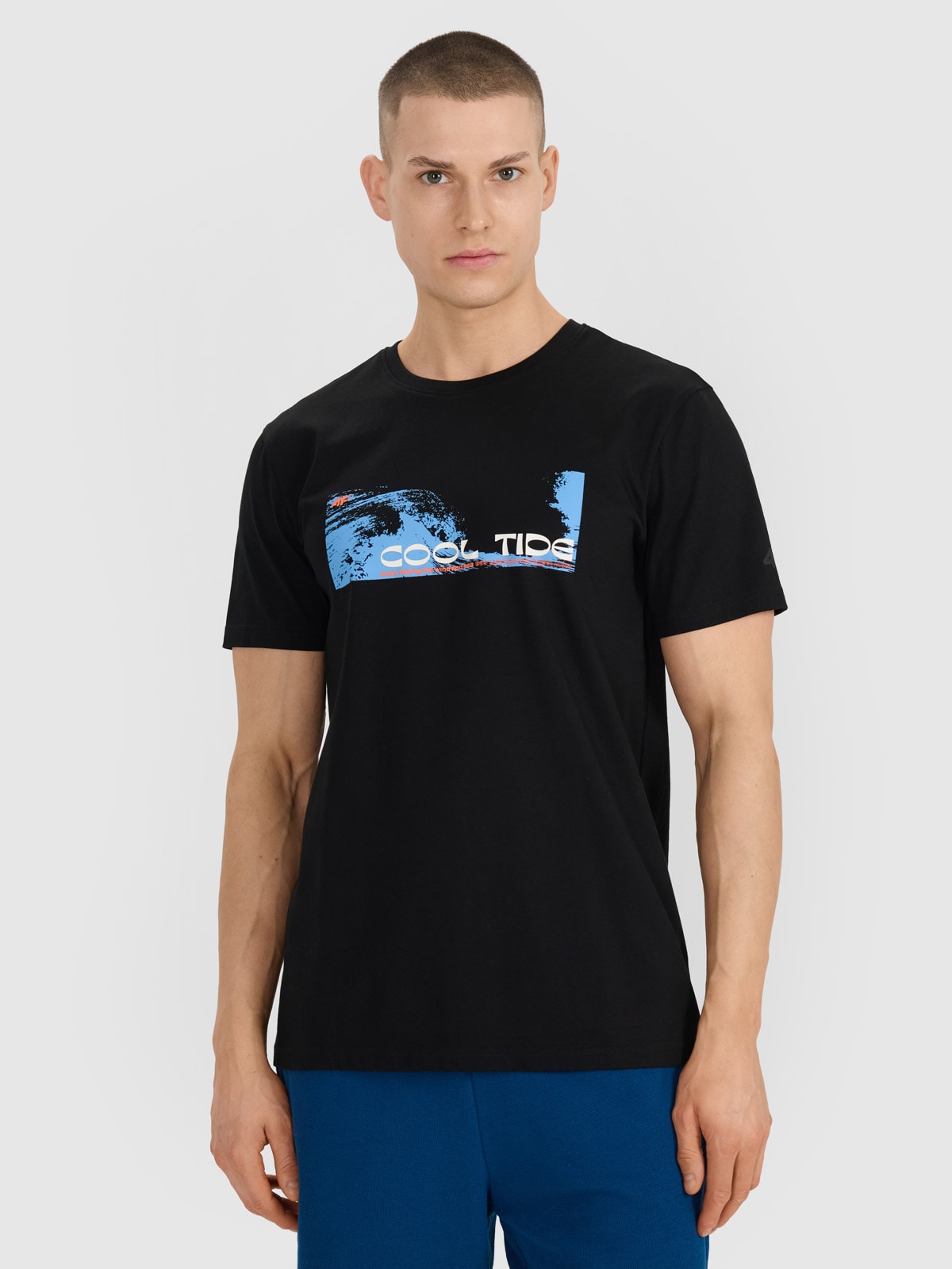 Vyriški T-shirt regular marškinėliai su spauda - juodi