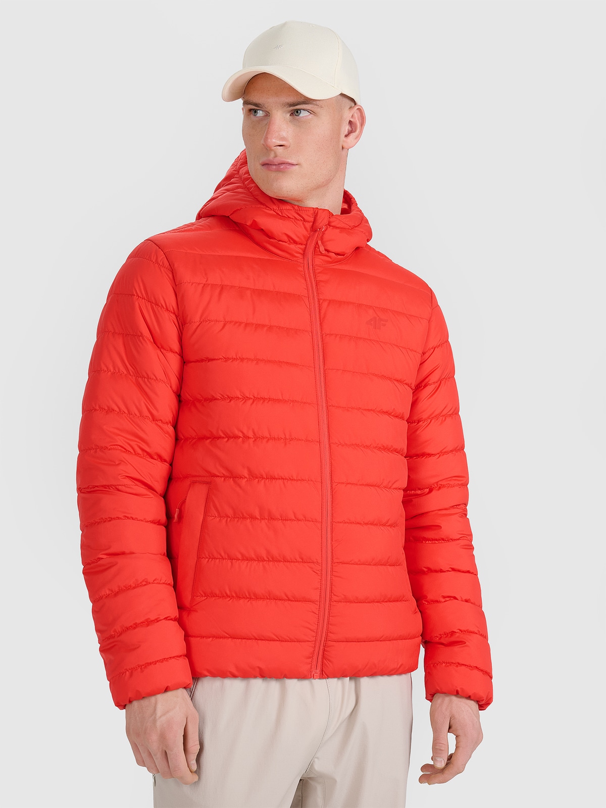 Vyriška striukė su sintetiniu kamšalu - raudona