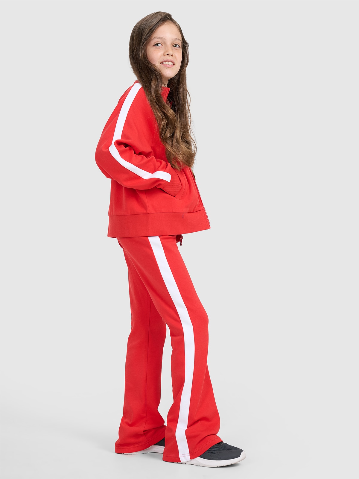 Mergaičių platėjantys treningo kelnės – raudonos