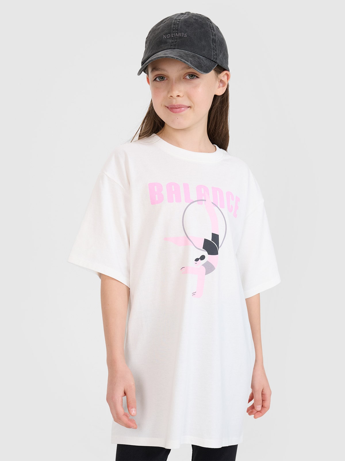 T-shirt oversize marškinėliai su spauda mergaitėms - balti