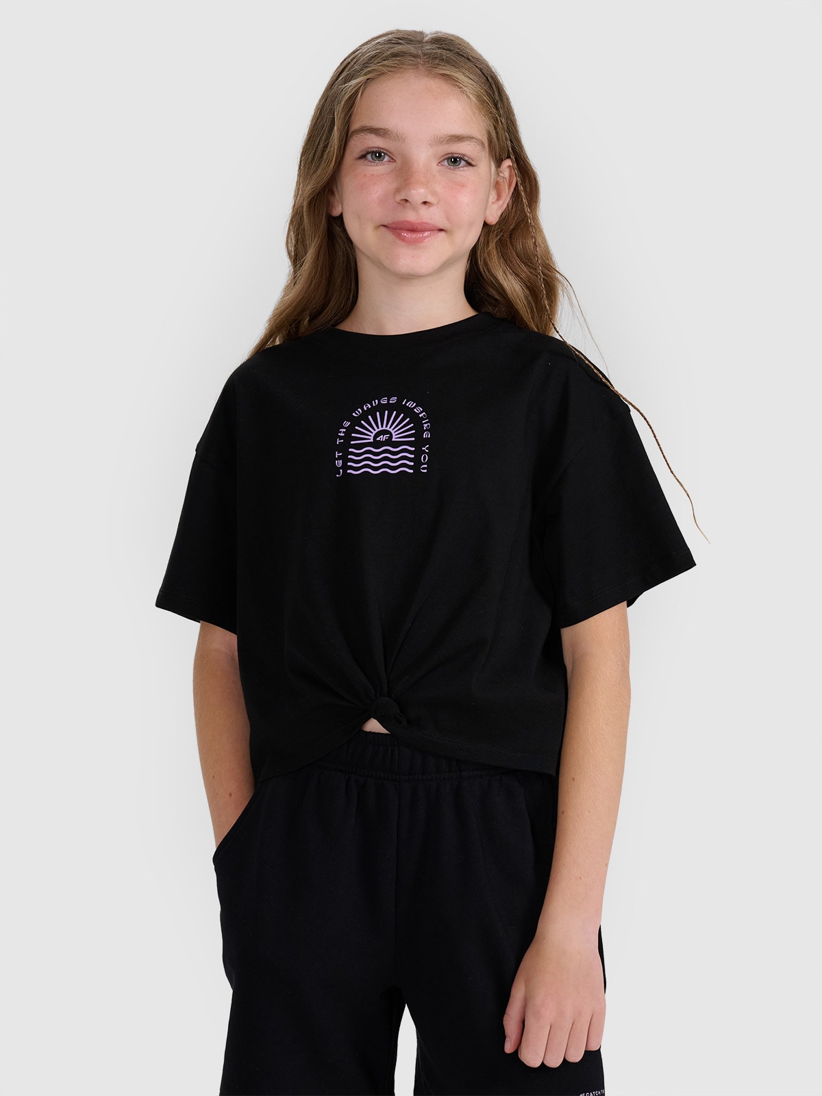 T-shirt oversize crop-top marškinėliai su spauda mergaitėms - juodi