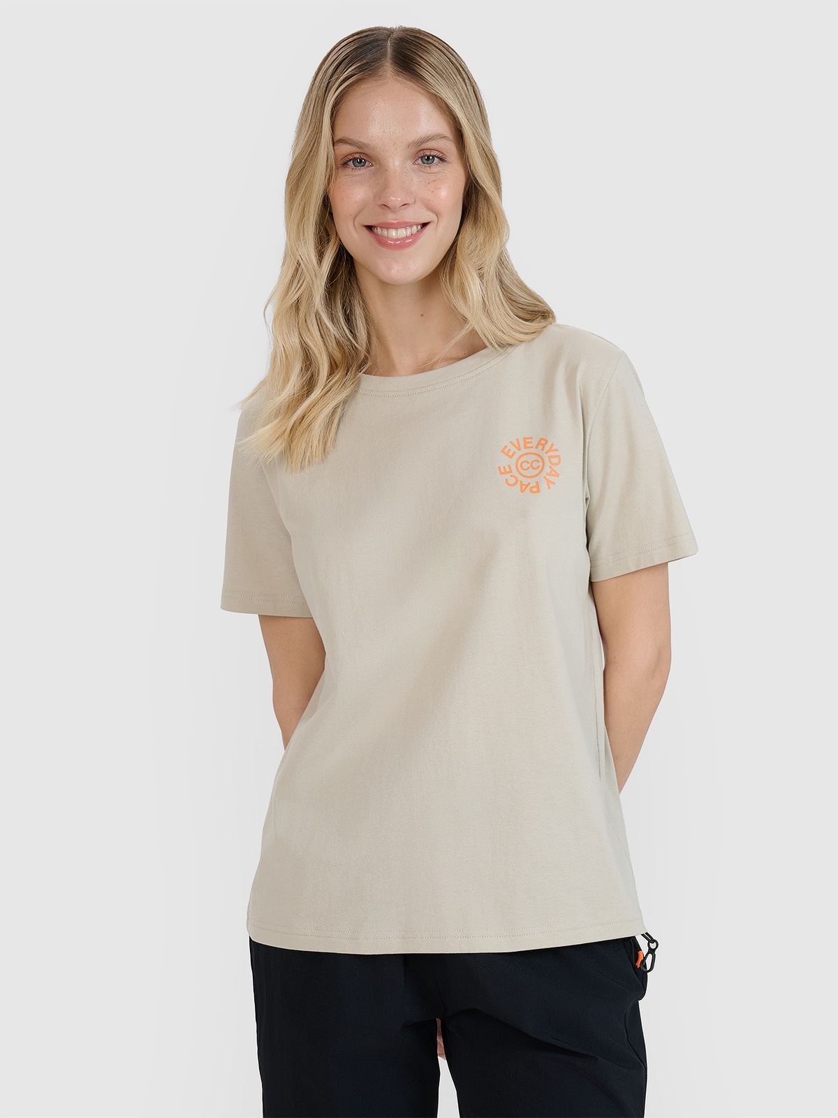 Moteriški T-shirt oversize marškinėliai su grafika - smėlio spalvos