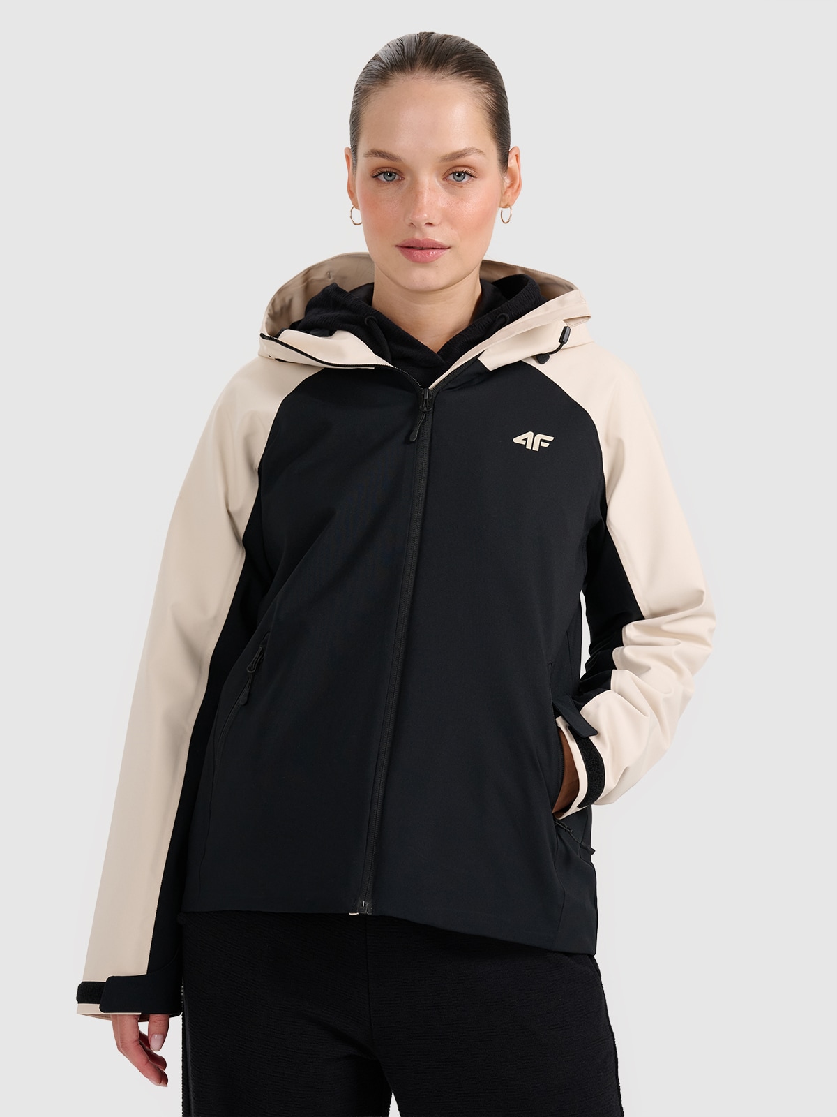 Moteriška pereinamojo laikotarpio striukė 5000 membrana - smėlio spalva