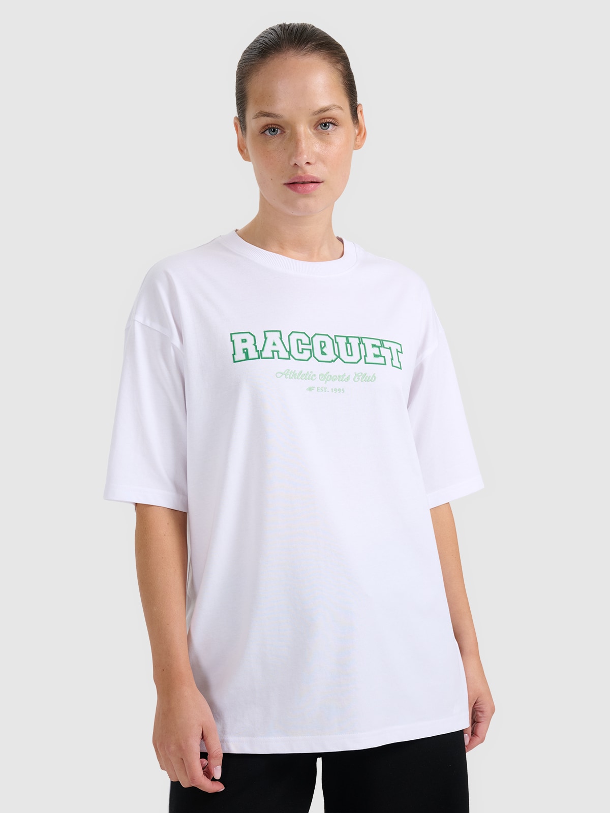 Moteriški T-shirt oversize marškinėliai su spauda - balti