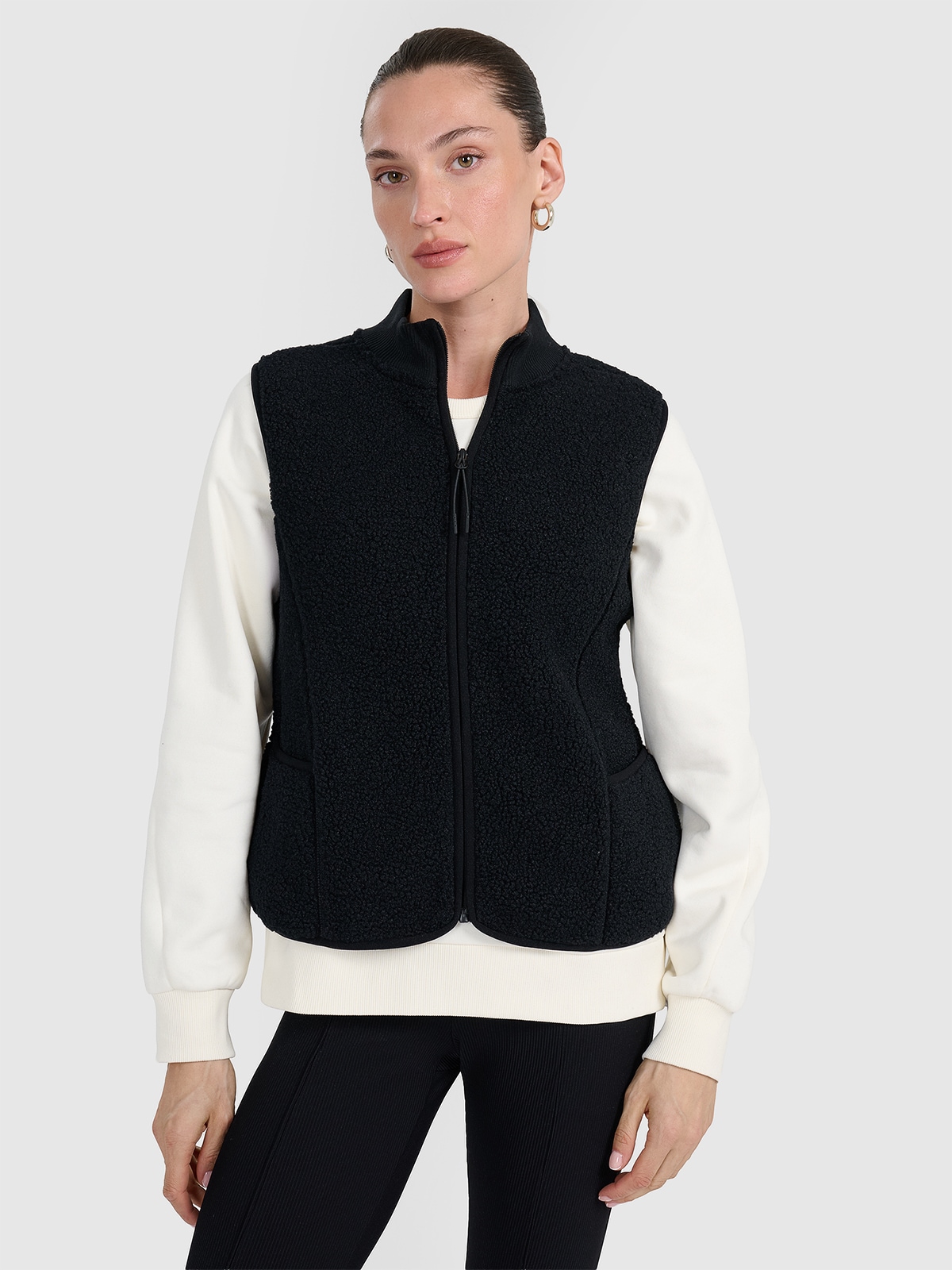 Moteriška sherpa berankovė striukė - juoda