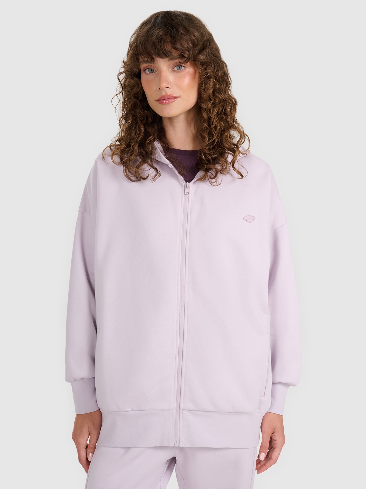 Moteriškas sportinis atsegamas džemperis su gobtuvu - violetinis