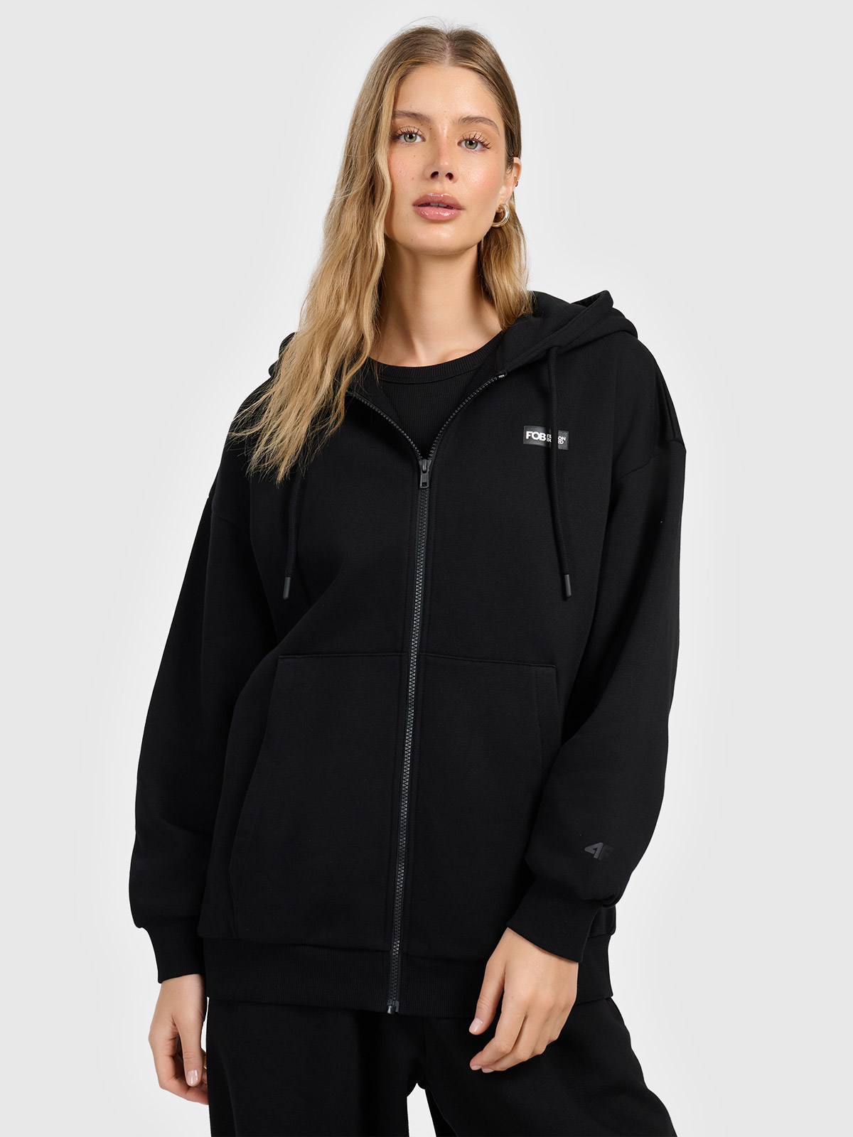 Moteriškas sportinis atsegamas džemperis su gobtuvu - rožinis