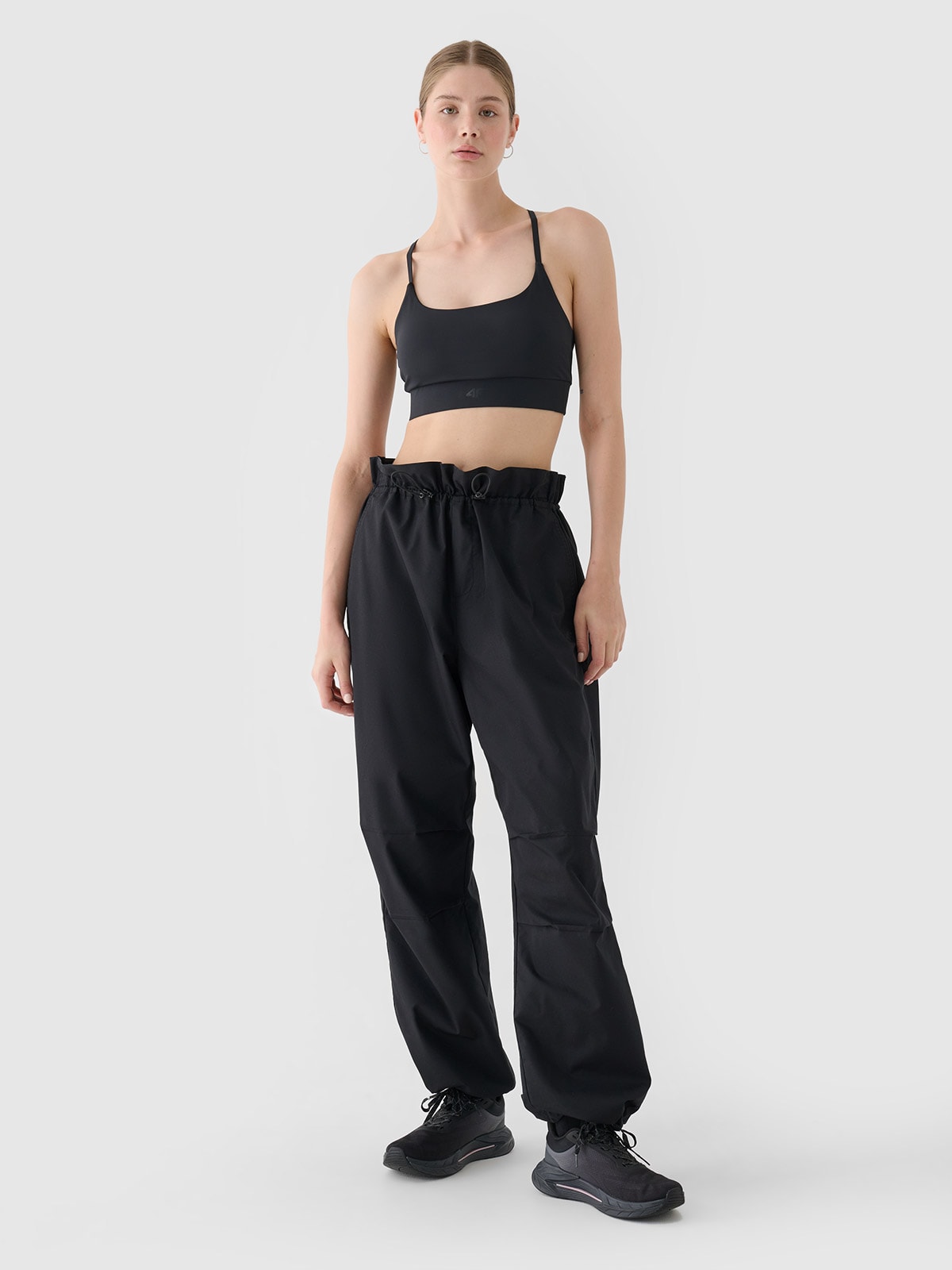 Moteriškos casual parachute oversize kelnės - juodos