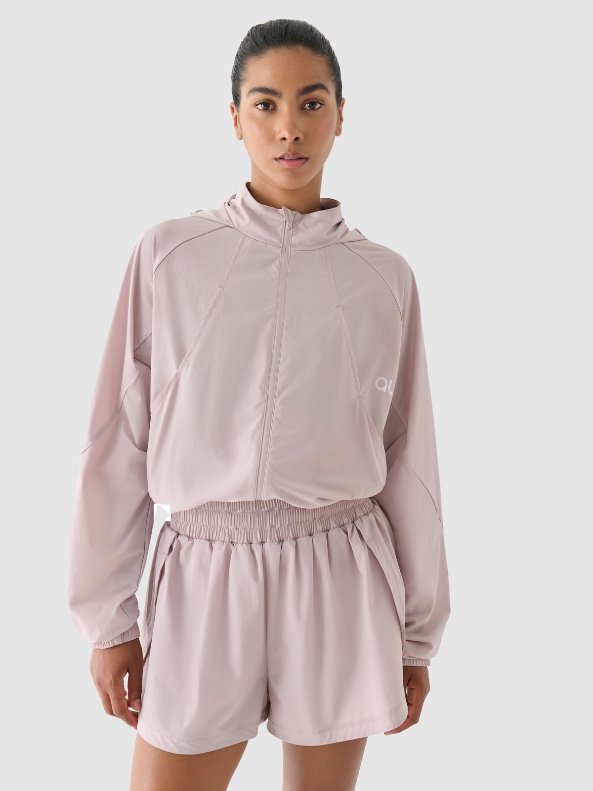 Moteriška treniruočių striukė 4F x Anna Lewandowska - smėlio spalvos