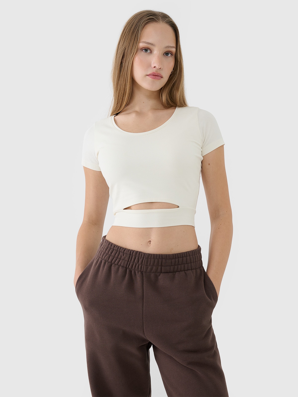 Moteriški T-shirt crop top lygus marškinėliai - balti
