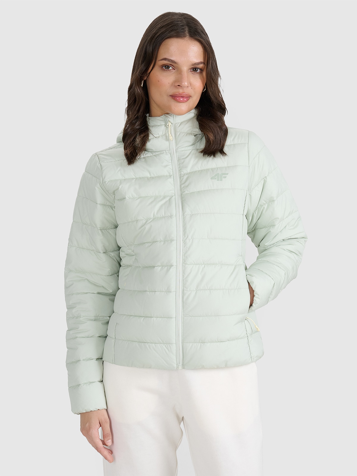 Moteriška striukė su sintetiniu kamšalu - mėtinės spalvos