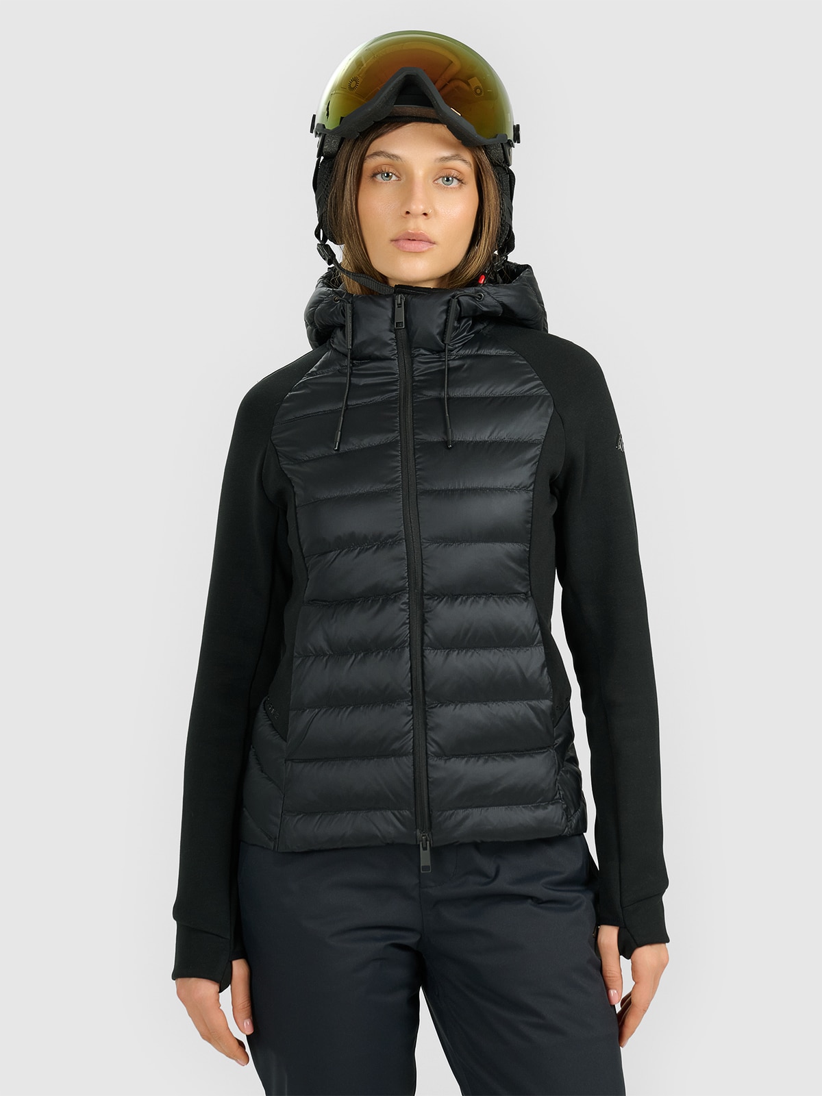 Moteriška žieminė striukė su natūralių pūkų kamšalu - juoda 