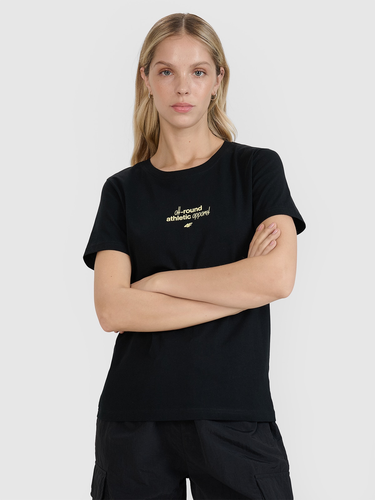 Moteriški T-shirt regular marškinėliai su grafika - juodi