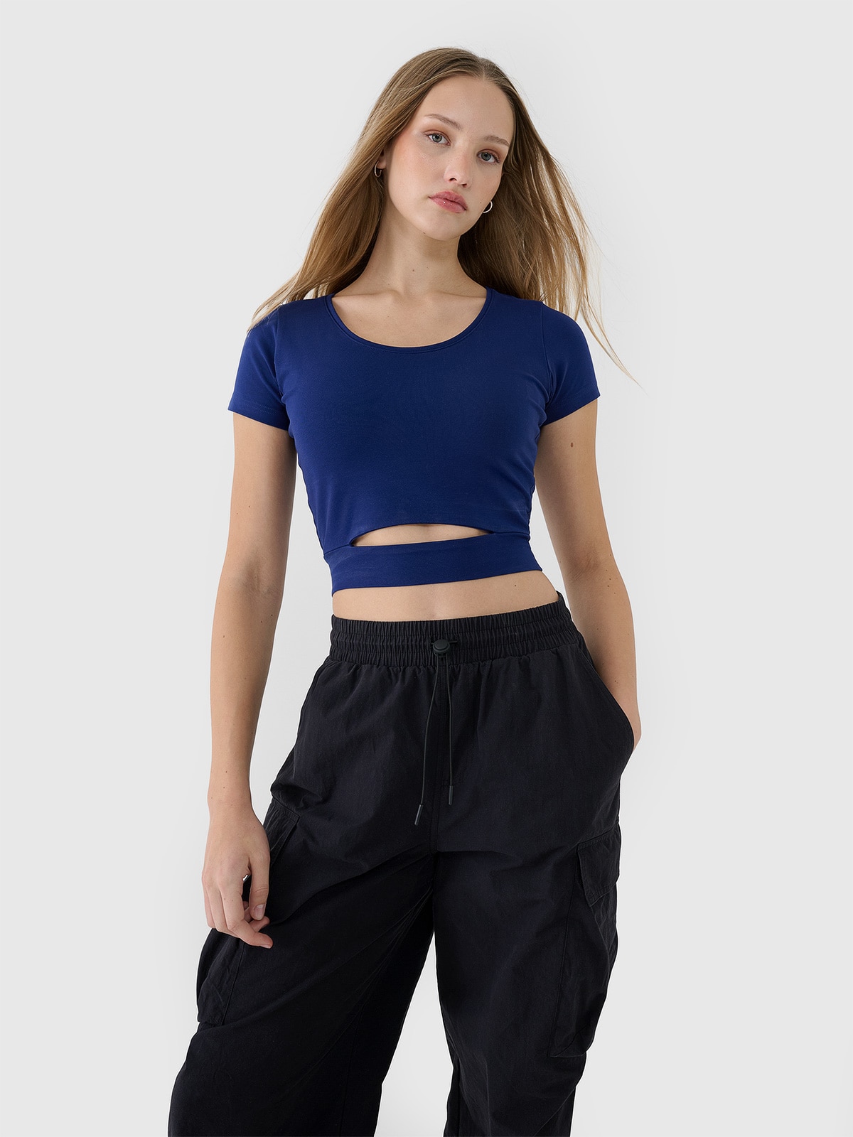 Moteriški T-shirt crop top lygus marškinėliai - tamsiai mėlyni