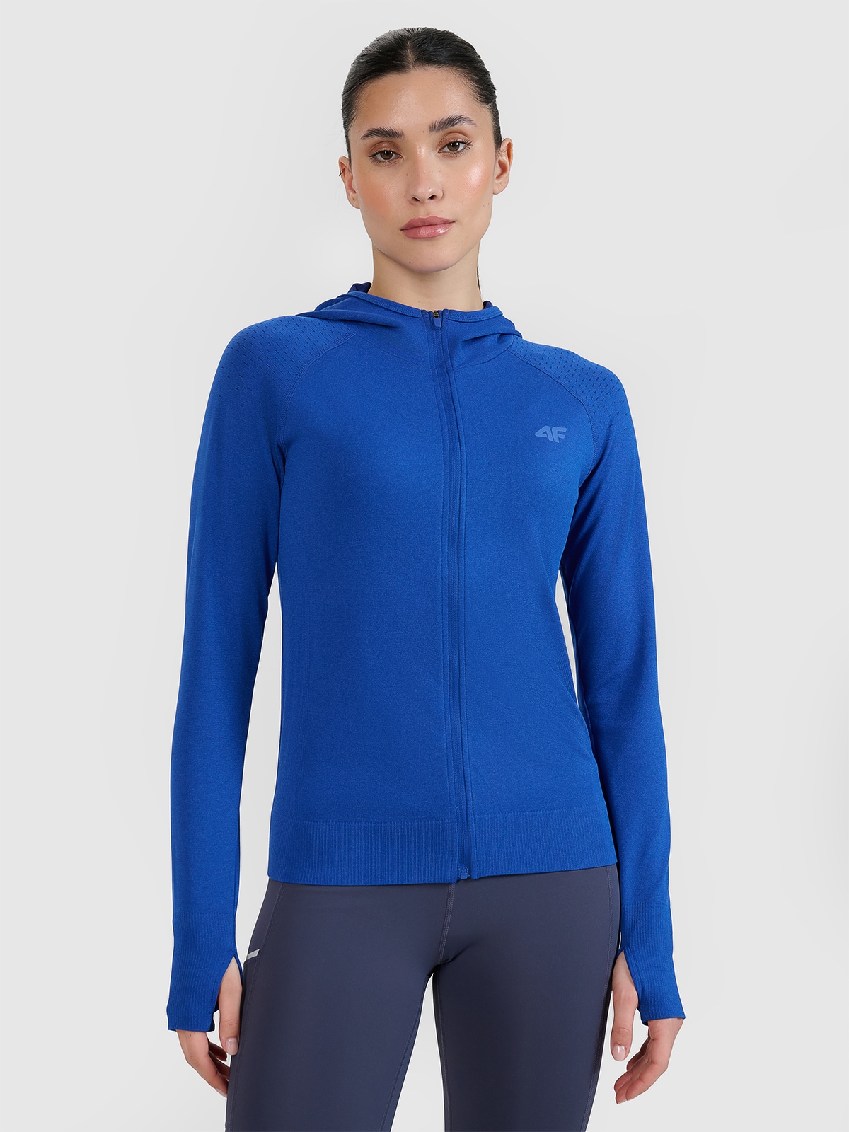 Moteriškas atsegamas bėgimo lauke džemperis su gobtuvu - mėlynas