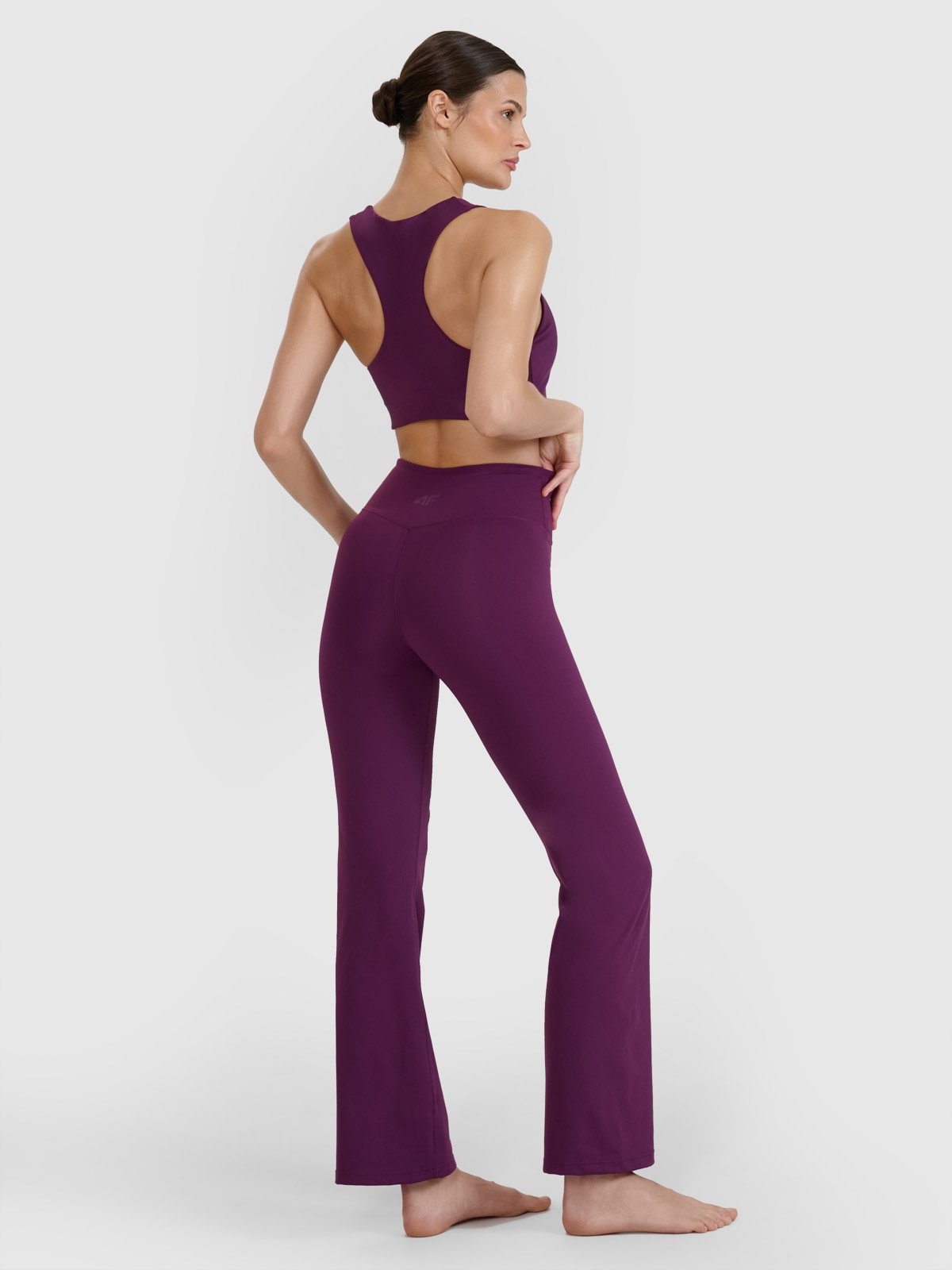Moteriškos tamprės skirtos jogai su platesnėmis klešnėmis - violetinės