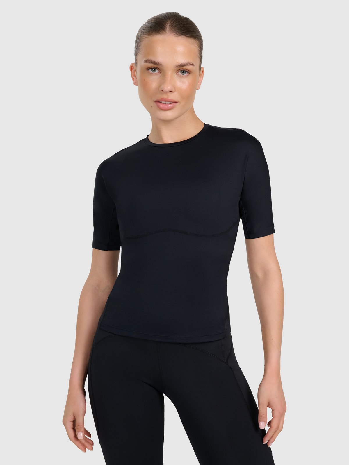 Moteriški slim greitai džiūstantys treniruočių marškinėliai - juodi