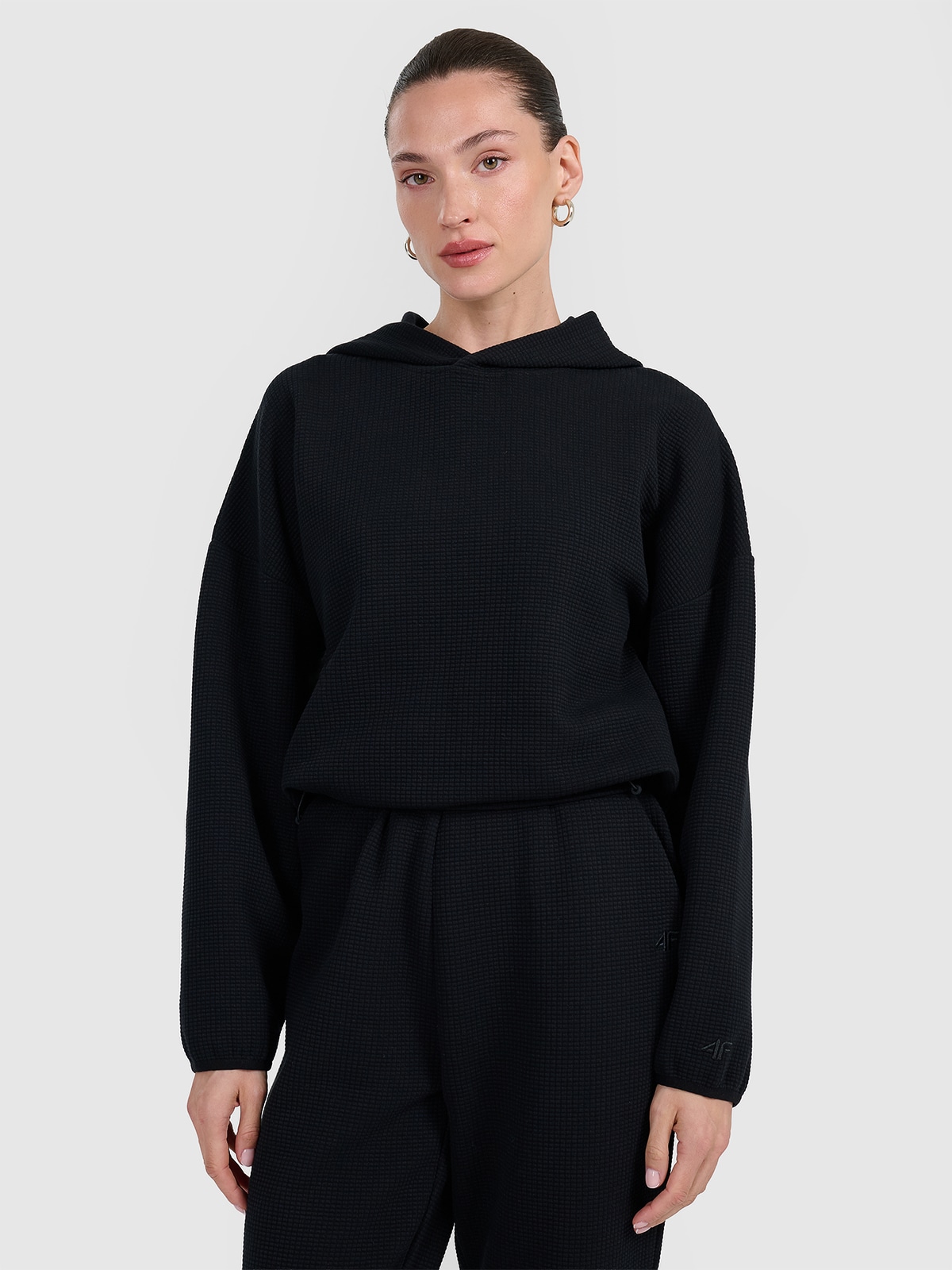 Moteriškas sportinis vaflinio audinio džemperis - juodi