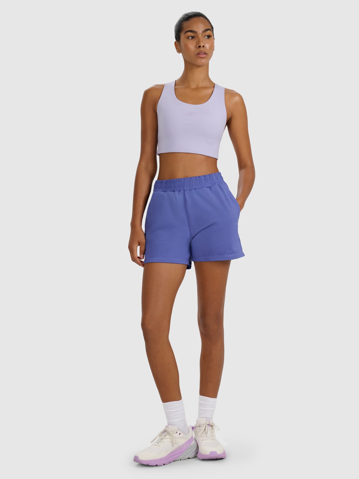 Moteriški greitai džiūstantys treniruočių šortai - tamsiai mėlyni