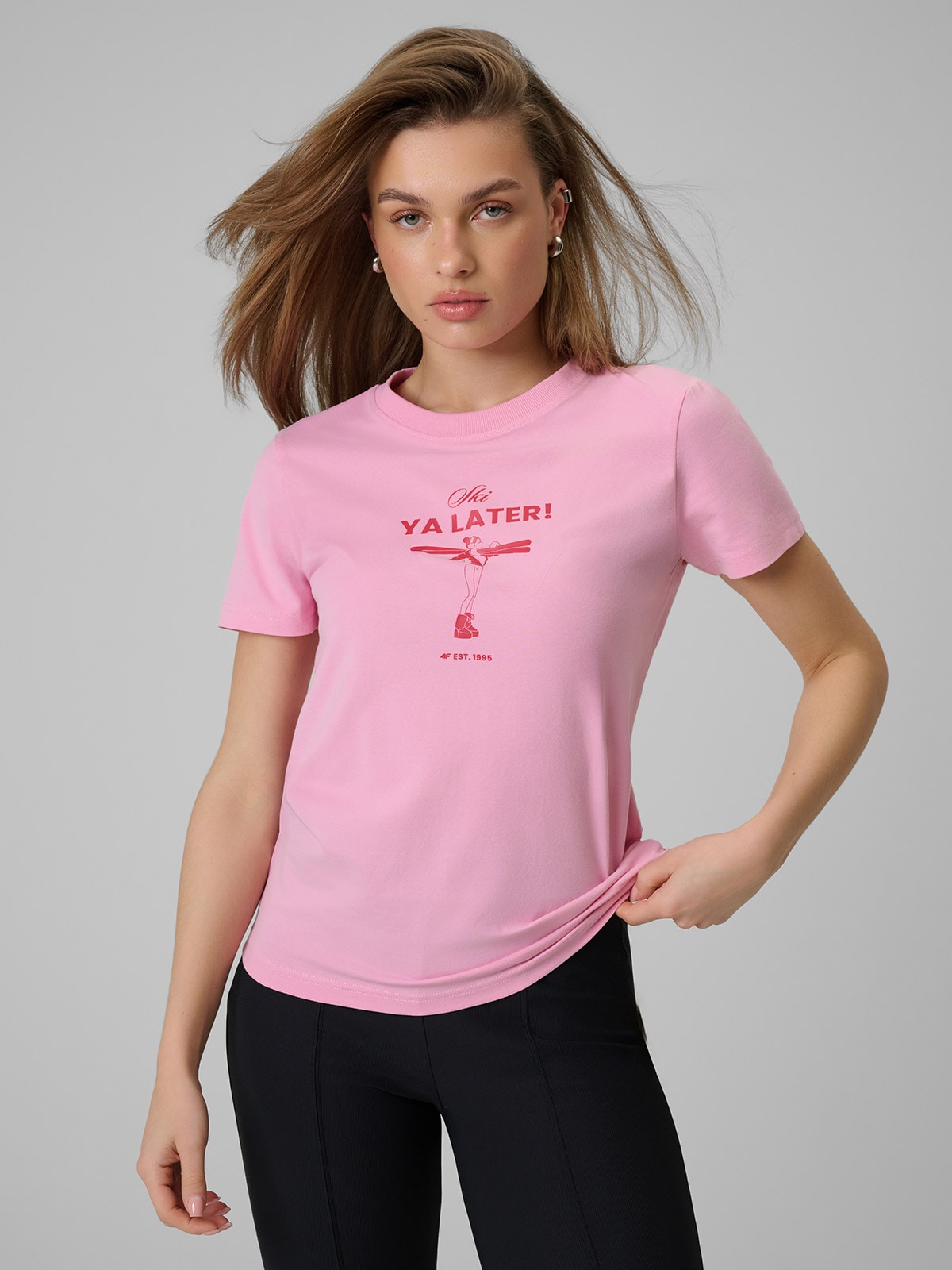 Moteriški T-shirt regular marškinėliai su spauda - rožiniai