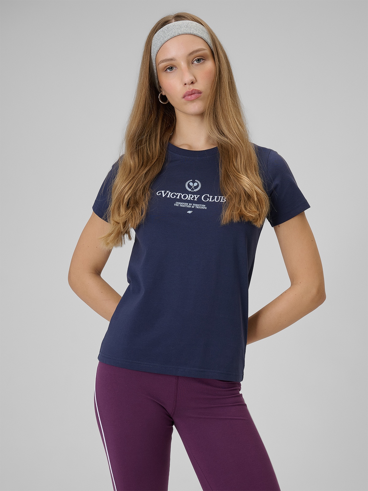 Moteriški T-shirt regular marškinėliai su spauda - tamsiai mėlyni