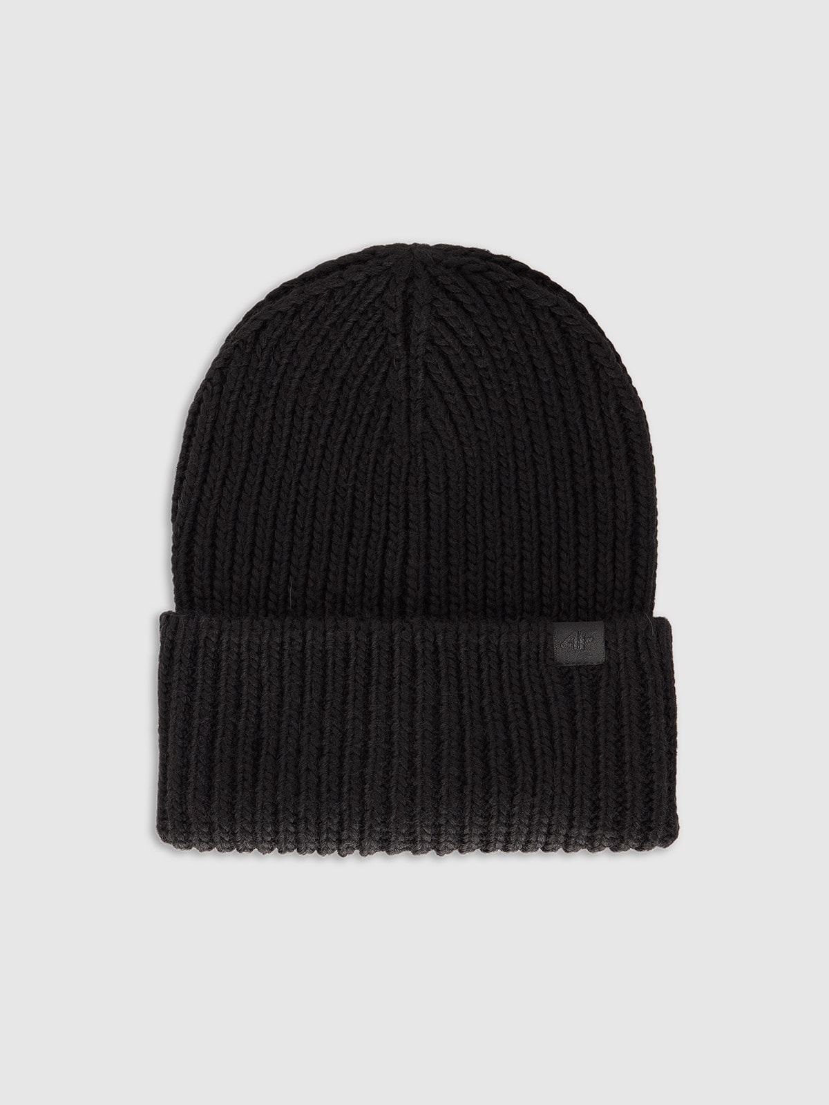 Moteriška žieminė kepurė su vilnos priedu - juoda