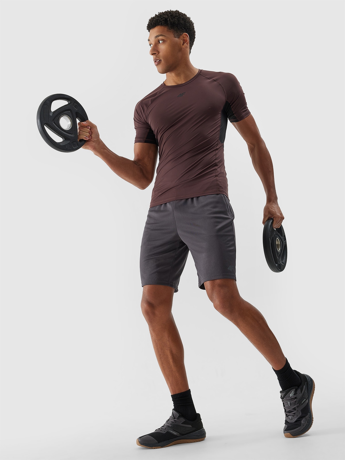 Vyriški greitai džiūstantys treniruočių šortai - antracitos spalvos