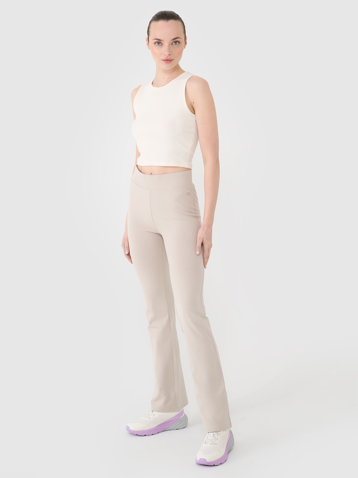 Moteriškos tamprės iš platesnėmis klešnėmis - smėlio mėlynos