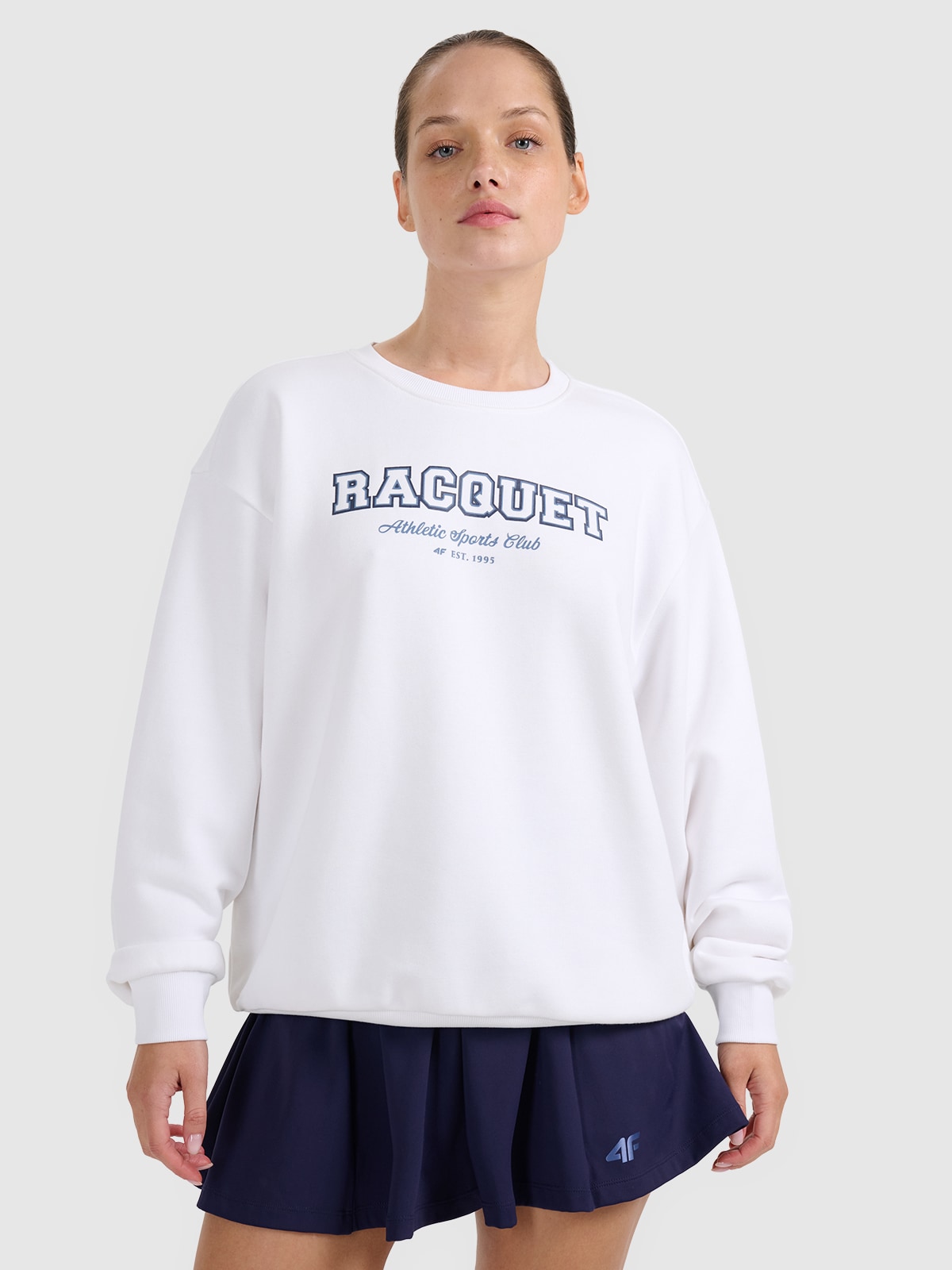 Moteriškas sportinis atsegamas džemperis su gobtuvu - baltas