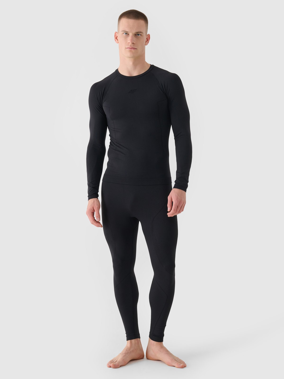 Vyriškas termoaktyvus besiūlis apatinis trikotažas (apačia) - juodas