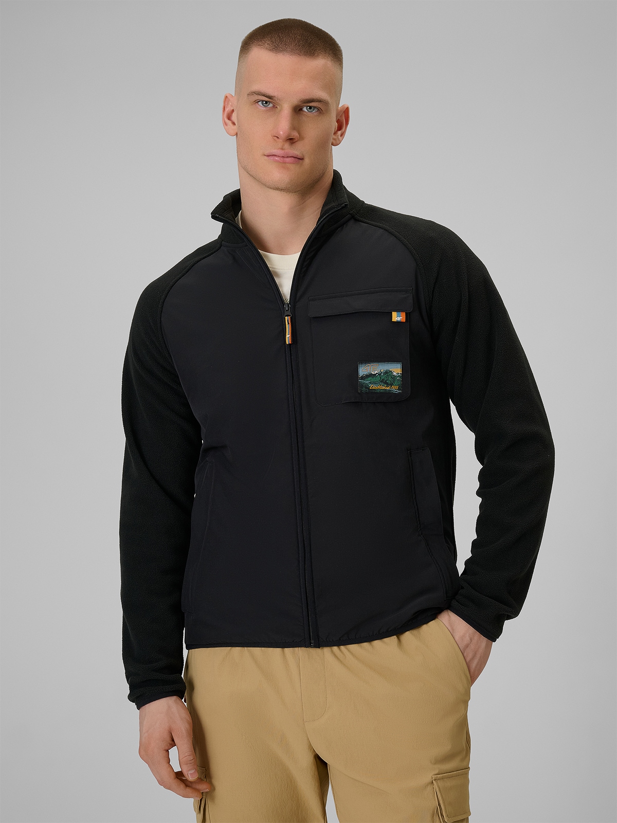 Vyriškas regular flisas su apykakle - juodas