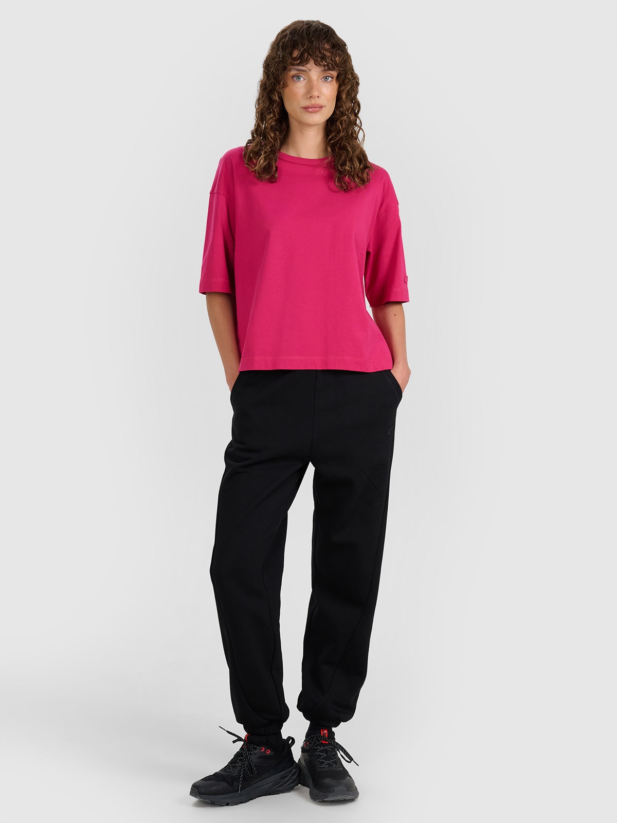 Moteriškos sportinės jogger kelnės - juodos