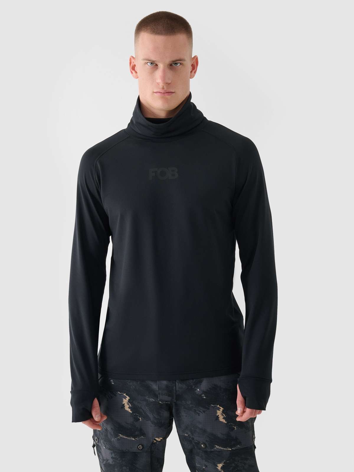 Vyriškas termoaktyvus sukarštas apatinis trikotažas (viršus) - juodas