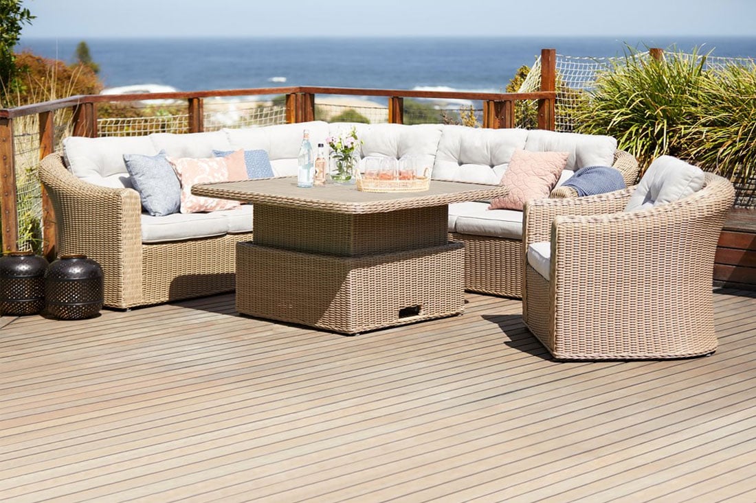 Sodo baldų komplektas TAMBOHUSE 6 asm.