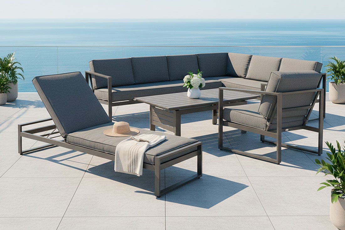 Sodo baldų komplektas VONGE